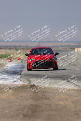 media/Sep-20-2025-Extreme Speed (Sat) [[1fcc23683c]]/Orange (Mid Intermediate)/Session 2 (Sunrise)/